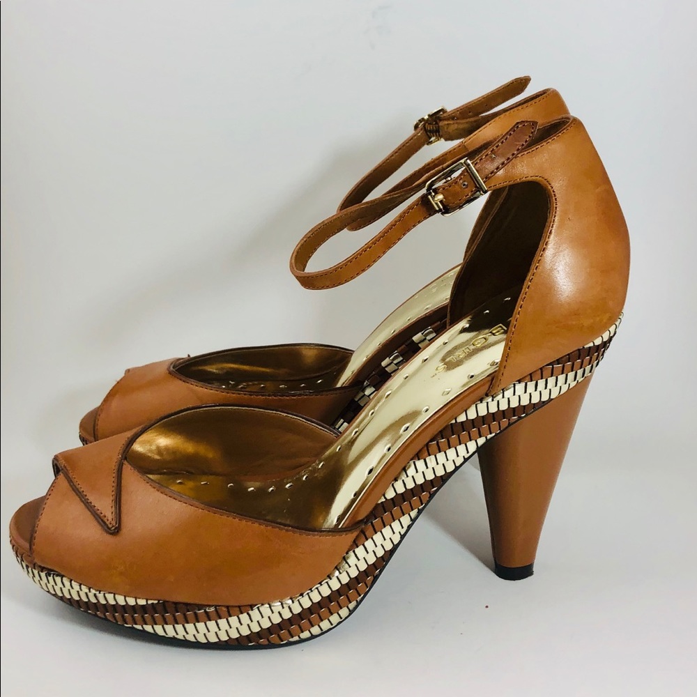 Shoes - Picture 2 of 5